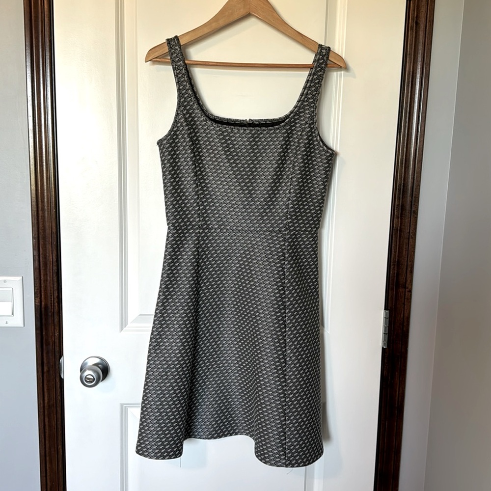 Theory Dress Size S